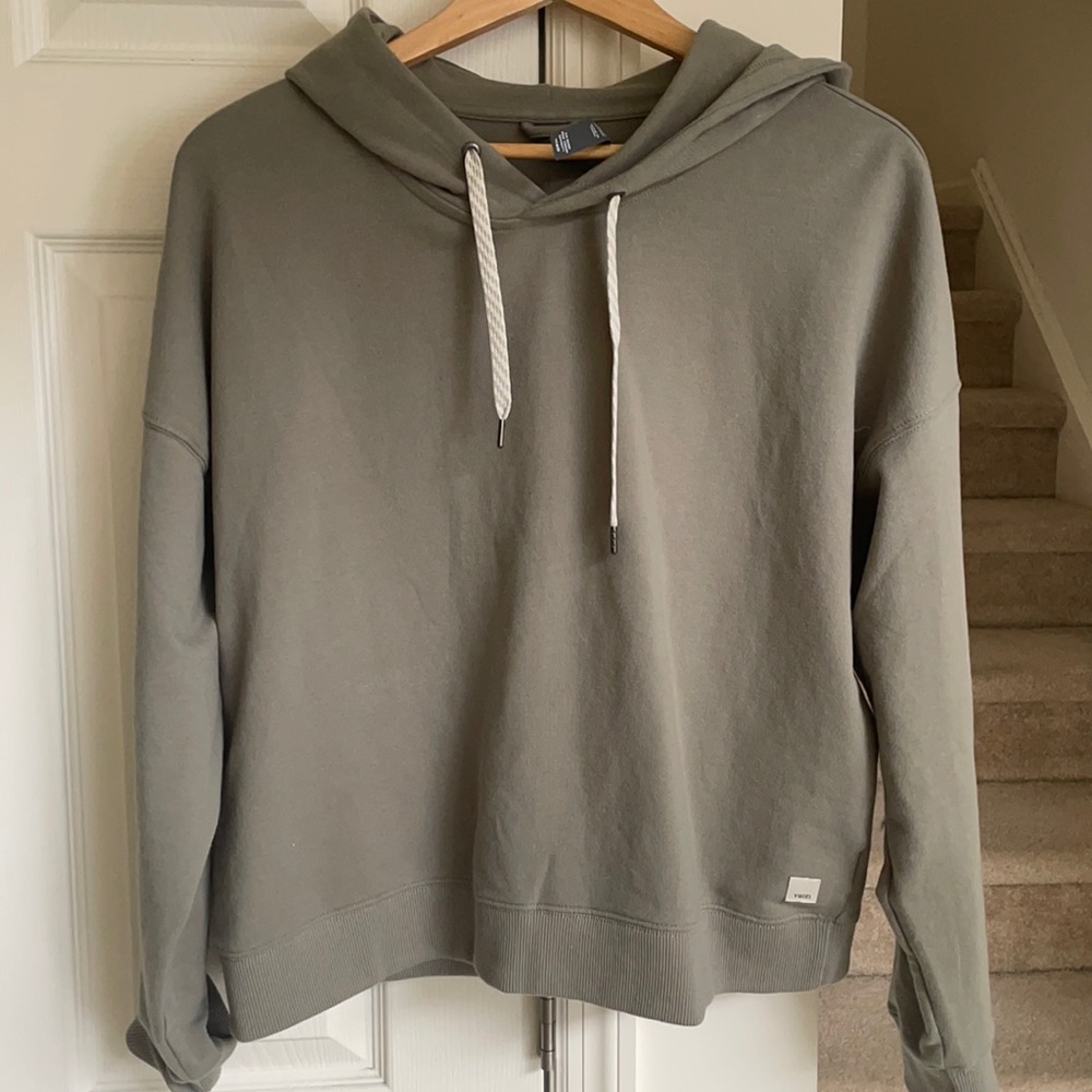 Two piece vuori sweat set